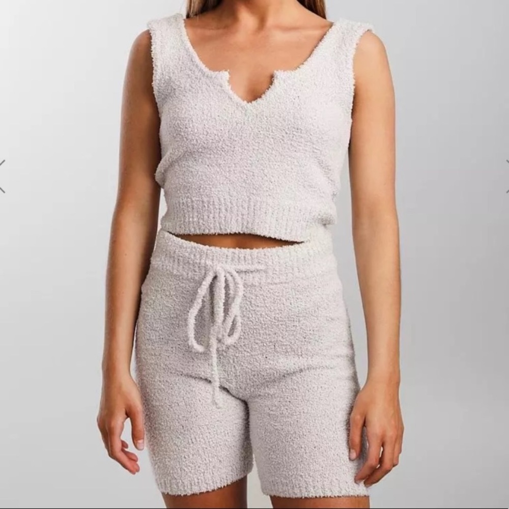 Nia Teddy‎ Sweater Short